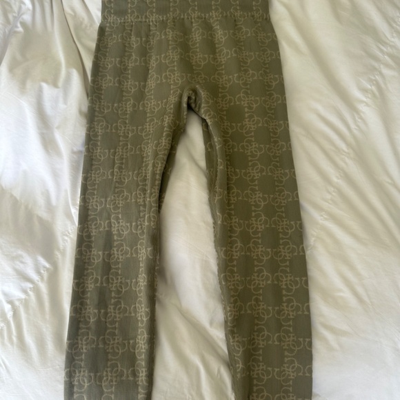 GUESS? Logomania Sage Green Ribbed Active Set Size XS - Picture 6 of 12